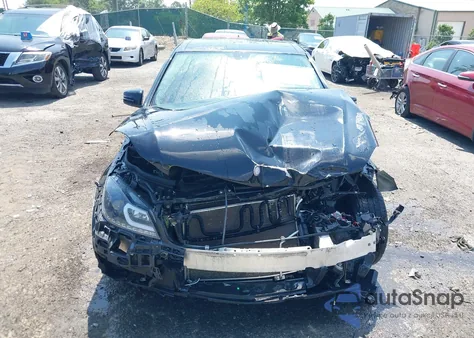 2013 Mercedes-Benz C 300 Luxury 4Matic/Sport 4Matic from USA, damaged, VIN WDDGF8AB9DR252994